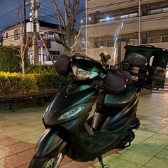 KYMCO原付キムコースナー50. 