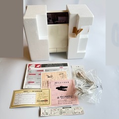 ★美品TOYOTA◆トヨタ コンパクトミシン EM990 フリーヌ Freenu アイシン精機 動作確認済み 手芸 取説付属品完備の画像