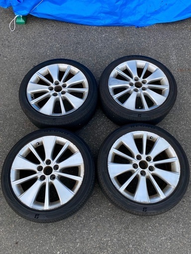 REGNO GR-XII 225/45R18 [23]＋ 8J/5H114.3