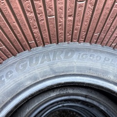 215/60R16 2020年 スタッドレス ヨコハマ アイスガード IG50plusの画像