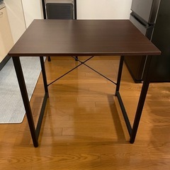 ★美品★コンパクトな仕事机の画像