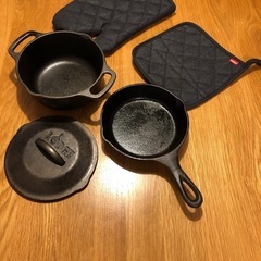 ロッジ　サービングポット　スキレット 