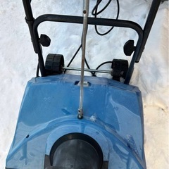 札幌☆ライト付ハイパワー電動除雪機スノーブロワーストロング　　中古　動作確認済みの画像