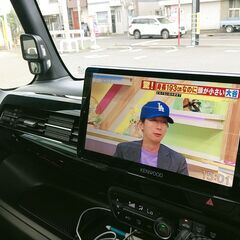 令和4年式後期型黒N-BOXカスタムL距離9300キロ９インチナビ柿本マフラーの画像