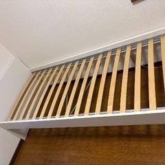 IKEA SLAKT シングルベッドの画像