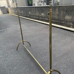 アンティークハンガーラックの画像