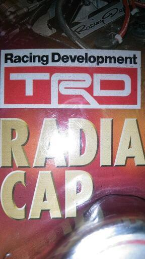 TRD ラジエーターキャップ　旧型車用　
