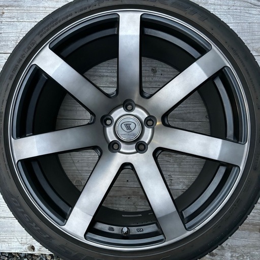 アルファード　ヴェルファイア他VERZ-RACING VRC01 20インチ アルファード ヴェルファイア他VERZ-RACING VRC01 20インチ VERZ