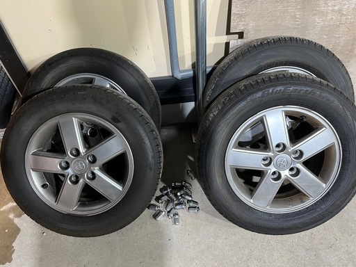 60 ヴォクシー　純正ホイール　バリ山タイヤ付き　現状品　汚れあります。　BRIDGESTONE ネクストリー　195 /65R15 車検　純正戻しに！