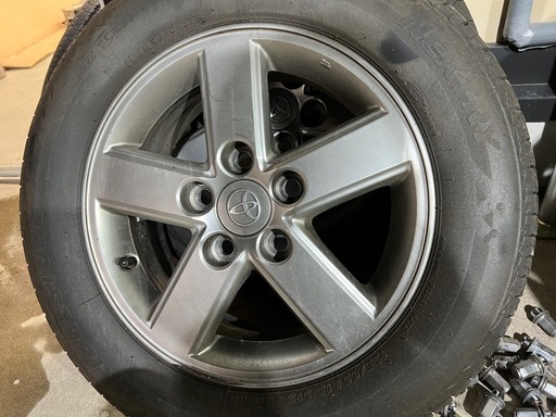 60 ヴォクシー　純正ホイール　バリ山タイヤ付き　現状品　汚れあります。　BRIDGESTONE ネクストリー　195 /65R15 