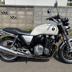 CB1100
