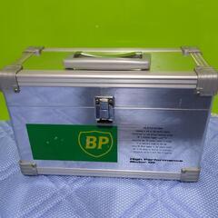 レトロなカセットケース