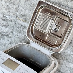 Panasonicホームベーカリー「SD-MT2」イースト自動投入機能付き