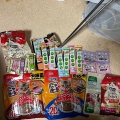 キャットフード猫おやつ合計77点譲ります！