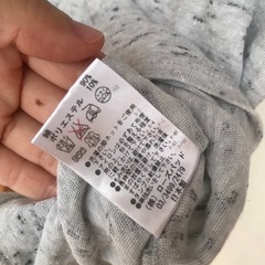 ROSE BAD グレーV字半袖シャツの画像
