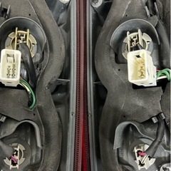 ハイエース　3型　純正テールランプ　左右の画像