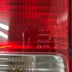 ハイエース　3型　純正テールランプ　左右の画像