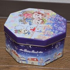 不二家 フェアリーランド缶 ウィンターデザイン限定 ペコちゃん ポコちゃん 冬季の画像