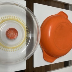 昭和レトロ　水切りかご蓋付き　プラスチック保存容器　アンティーク　ポップの画像