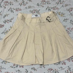 ホリスターHOLLISTER ベージュ プリーツスカート サイド...