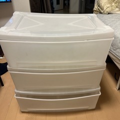 衣装ケース3段