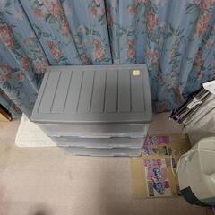 衣類ケースの画像