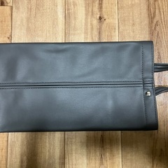 ティシュケース　レザー