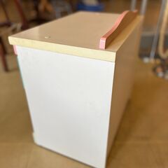 【無料】ハート取手付き カラフル収納棚。可愛いピンク＆ブルー 引き出し付き 棚 幅60×奥行39×高さ56cm／店舗改装・新築建て替えに伴い、装飾品・備品・家具を譲渡いたしますの画像