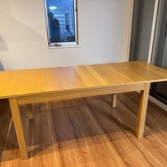 イケア　伸長式テーブル　IKEA BJURSTAの画像