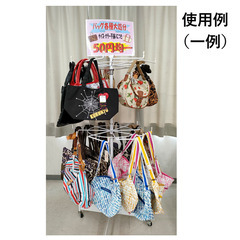 【値下げ】500円　回転ディスプレイスタンド　キャスター付きの画像