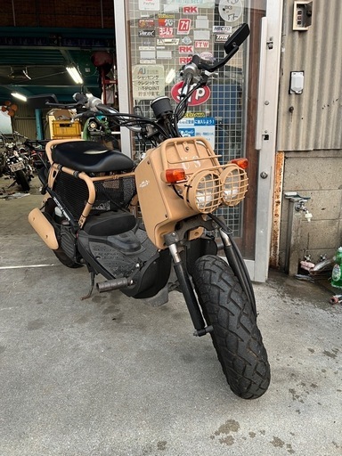 【中古・お買得品】HONDA ズーマー 純正フロント・ハンドル・タイヤ廻り一式 HONDA ズーマー 純正フロント・ハンドル・タイヤ廻り一式【中古
