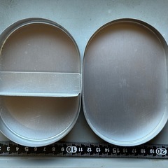 1985年製ハローキティー　サンリオ正規品　アルミニウム製 お弁当箱 OBENTO BOX SANRIO genuine　の画像