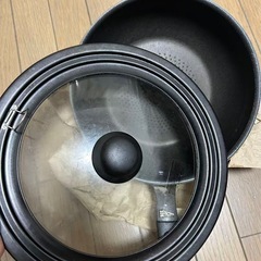 深型フライパン（蓋付き・ガス/IH対応・約25cm）
