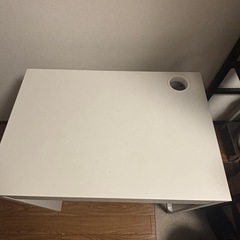デスク
