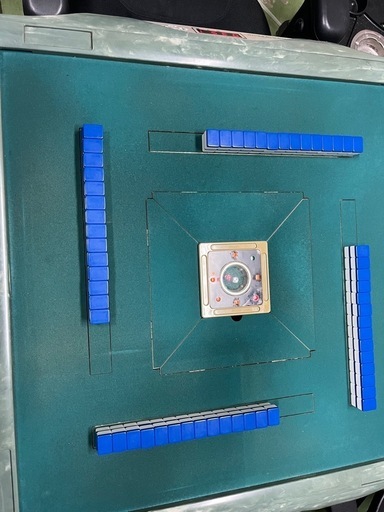 全自動麻雀卓 整備済み　AMOS 家庭用全自動麻雀卓 麻雀 アモス 雀卓 全自動麻雀機　モンスター　点数表示付き