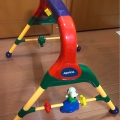 つかまり立ち補助、おもちゃ