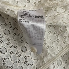 【試着のみ】ユニクロ　レースブラウスＬサイズ　UNIQLOの画像