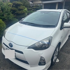 かっこいい燃費がすごいアクア安心して乗れます。