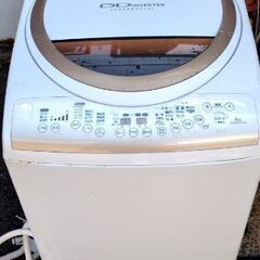 東芝8キロ乾燥機能つき、洗濯機2013年