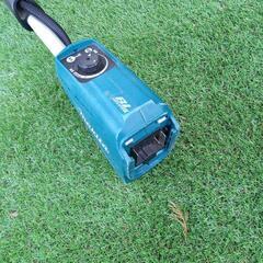 makita マキタ MUR182UD 充電式草刈機 刈払機 18V簡単な動作確認済みバッテリー無しの画像