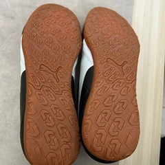 プーマトレーニングシューズの画像