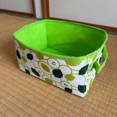 収納バスケット