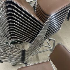 引き取り限定　中古椅子　1脚　￥１０００