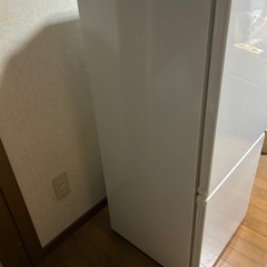 2ドア冷蔵庫の画像