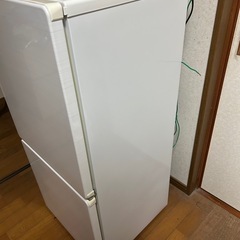 2ドア冷蔵庫の画像