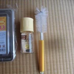 【未使用】フードパック　弁当パック　食器　ごまミル　ボトル洗浄用ブラシ（セット・分割可）の画像