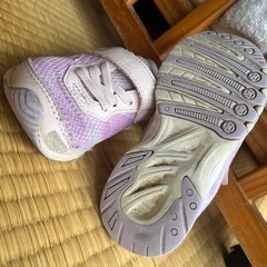 瞬足 16cm 子ども靴 洗い替えにの画像