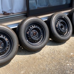 ホンダFIT純正鉄ホイールタイヤ4本セット（値引不可）