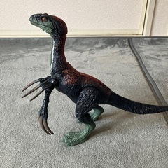 恐竜、トミカのキャリアカー4個セット