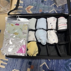 新生児服　短肌着、ロンパースなど